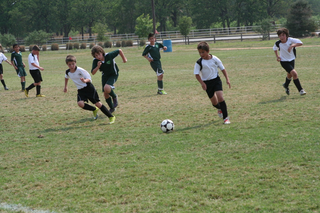2011/04(April)/soccer/1024x768_2011-04-30-Soccer Tournament-175.JPG